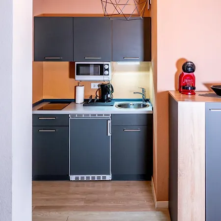 Ferienwohnung Schaaf, Zentrale Lage, Klimatisiert, Inklusive Parkplatz * Limburg an der Lahn