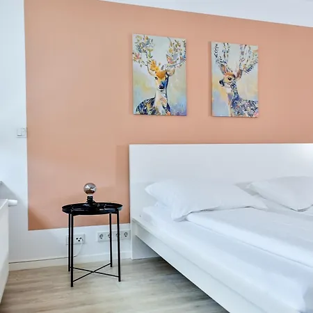 Schaaf Apartment